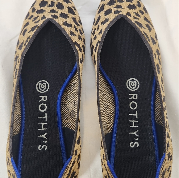 Rothy's Point Flats, leopard print, 7.5 - Picture 2 of 3